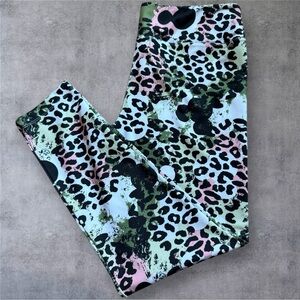 Disney Parks Wild About Disney Cheetah Print Leggings Size L NWOT